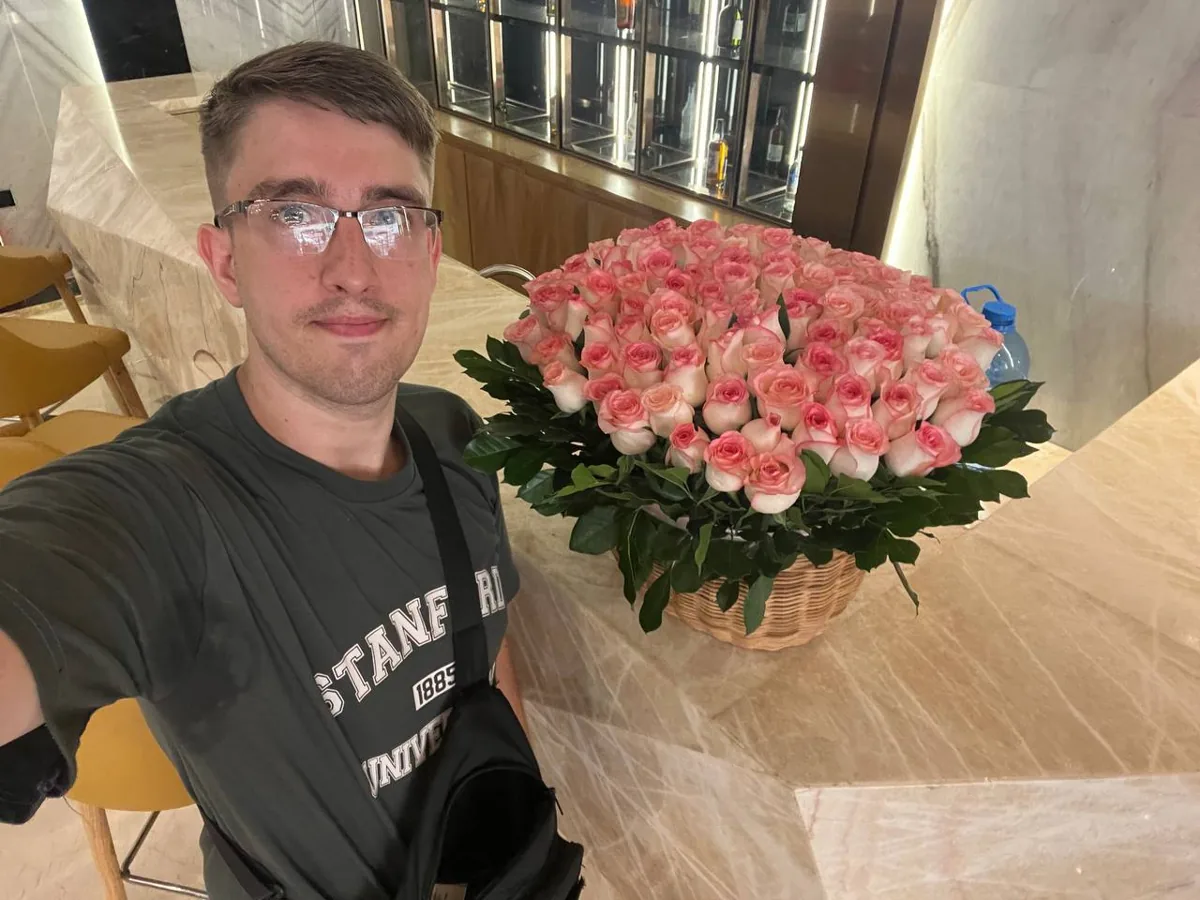 101 white-pink roses basket Nha Trang