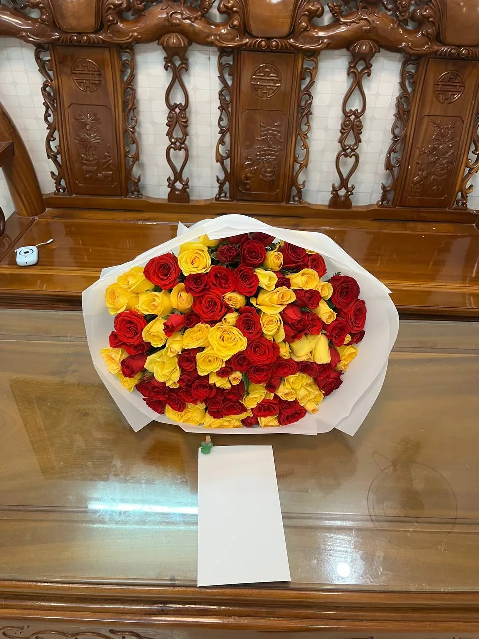 101 yellow and red roses in white wrapping with a card Nha Trang delivery 2