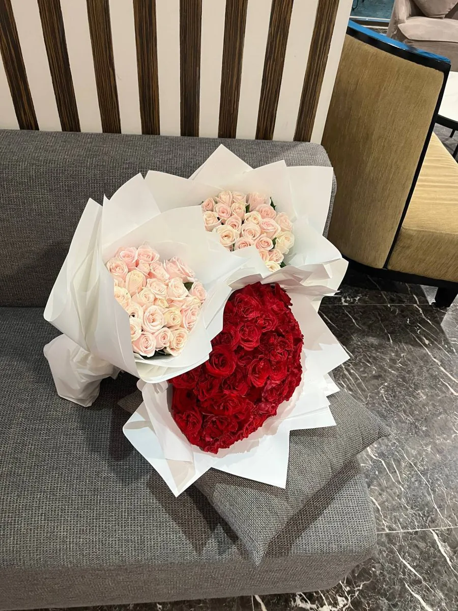 51 red roses and 2 pink rose bouquets delivery Nha Trang 3