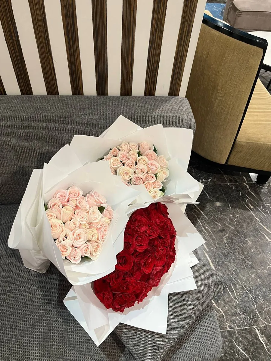 51 red roses and 2 pink rose bouquets delivery Nha Trang 4