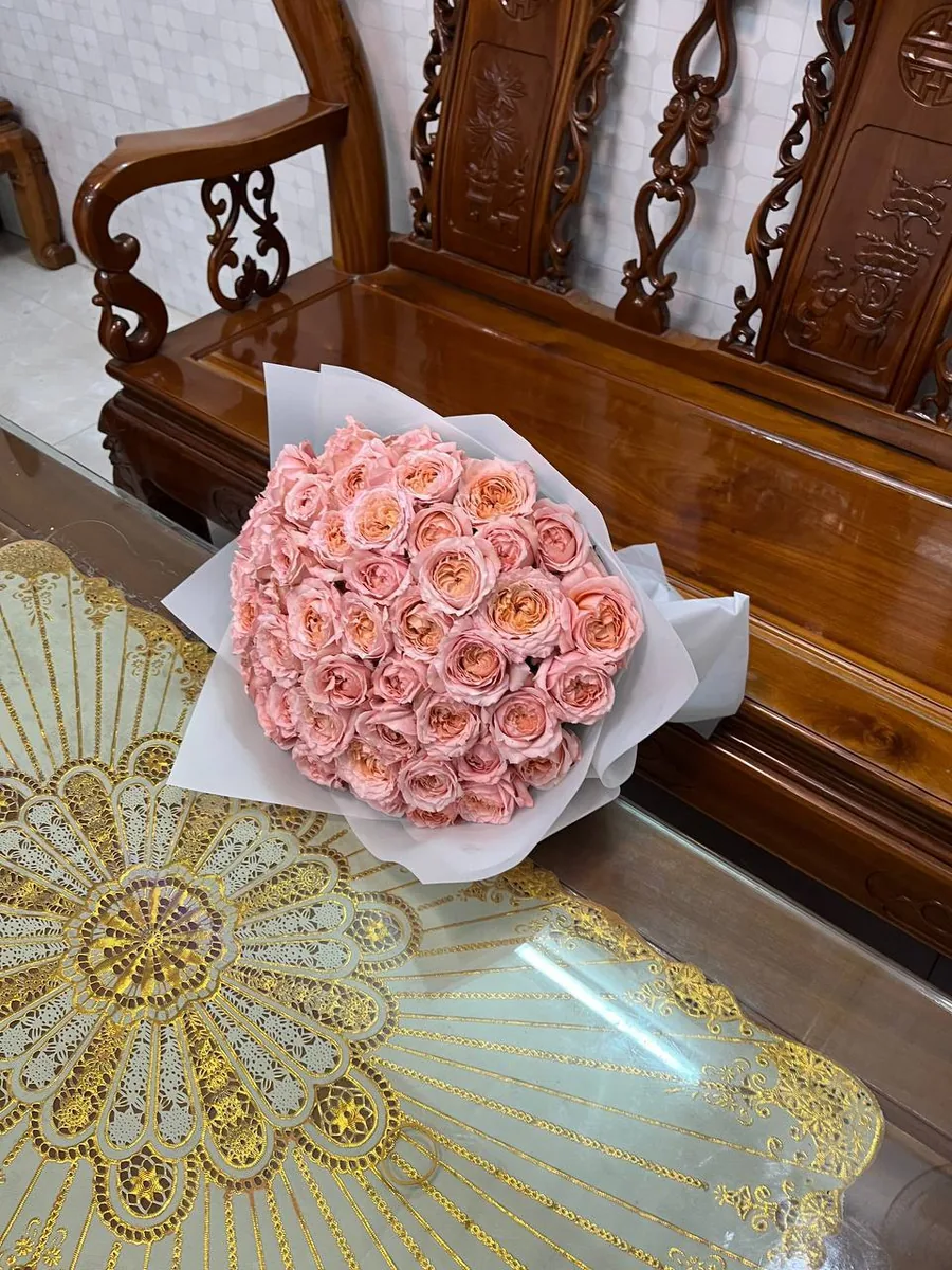 나트랑 화이트 포장 피치-핑크 장미 51송이 배달 4