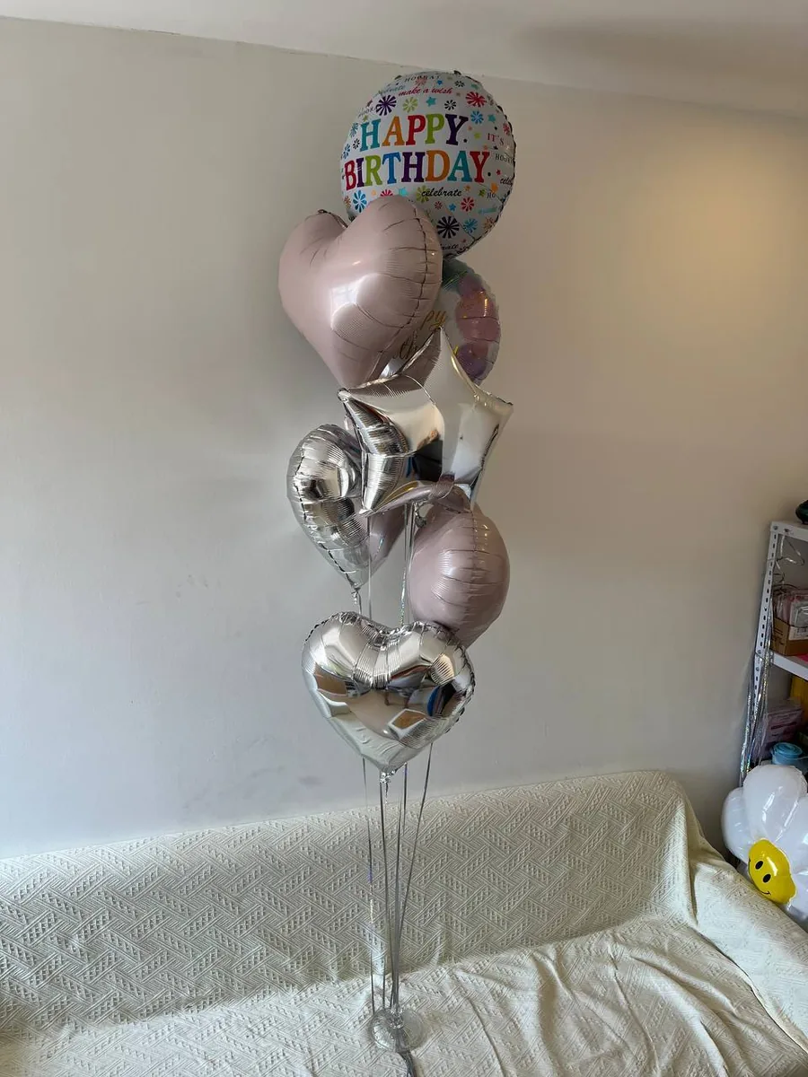 Beige and silver balloon set S 7 foil balloons delivery Nha Trang 5