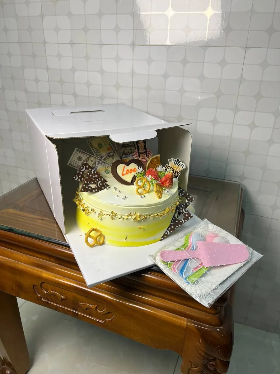 birthday set with number balloons, white roses and cake, Nha Trang delivery 6