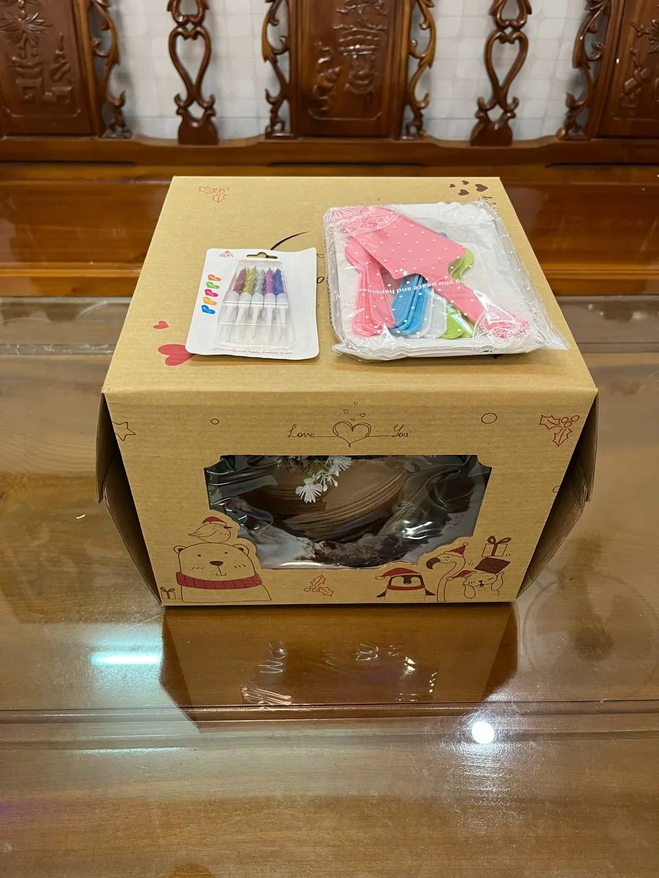 chocolate cake with fresh fruit Nha Trang delivery 6